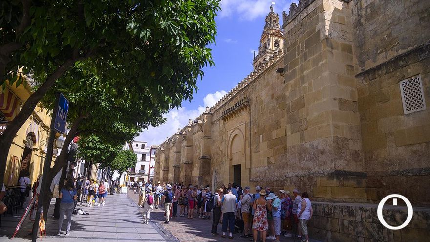 El Cabildo certifica a 42 nuevos guías-intérpretes para la Mezquita-Catedral