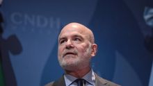 Imagen de archivo. El relator especial de la Organización de las Naciones Unidas (ONU) sobre la situación de los defensores de derechos humanos, Michel Forst, participa en la inauguración del foro internacional "Personas defensoras de derechos humanos retos y experiencias en Ciudad de México (México).