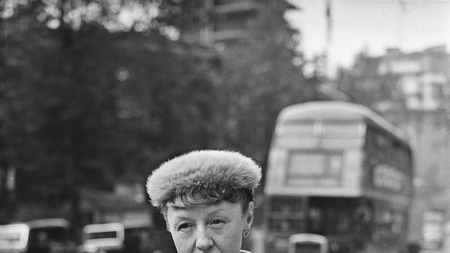 Síndrome de Estocolmo en un internado católico: ‘Helada en mayo’, la novela de Antonia White sobre un colegio de monjas