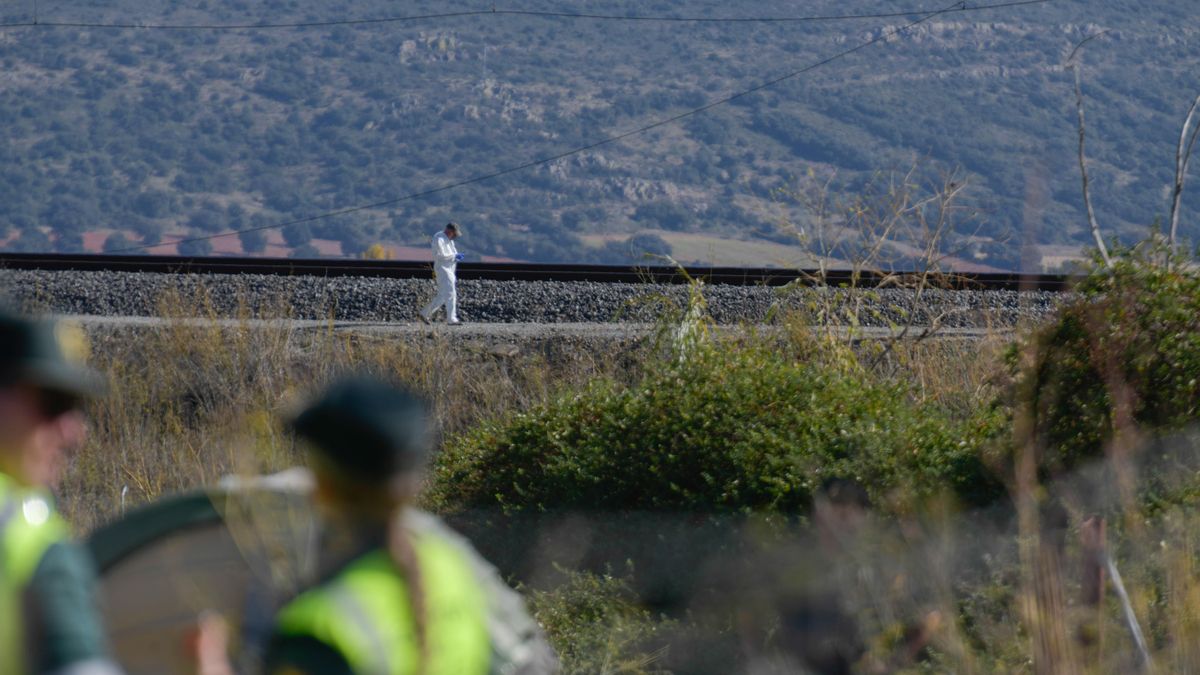 Accidente de tren en Urda, última hora en directo: finaliza el proceso de autopsias de las 69 personas fallecidas