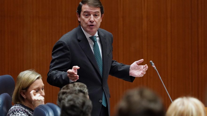 Mañueco pide el consenso de todos y dejar el "cortoplacismo" contra la violencia machista