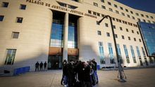 Atención mediática a las puertas del Palacio de Justicia en Pamplona