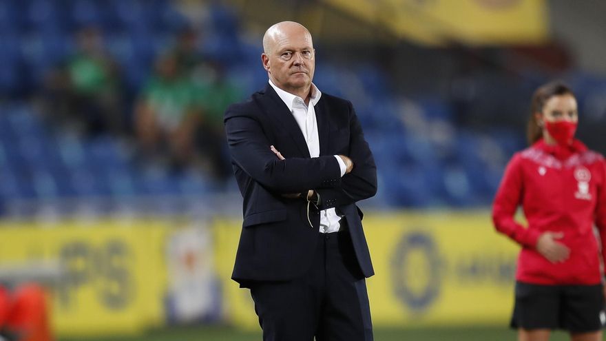 Pepe Mel, destituido como entrenador de la UD Las Palmas