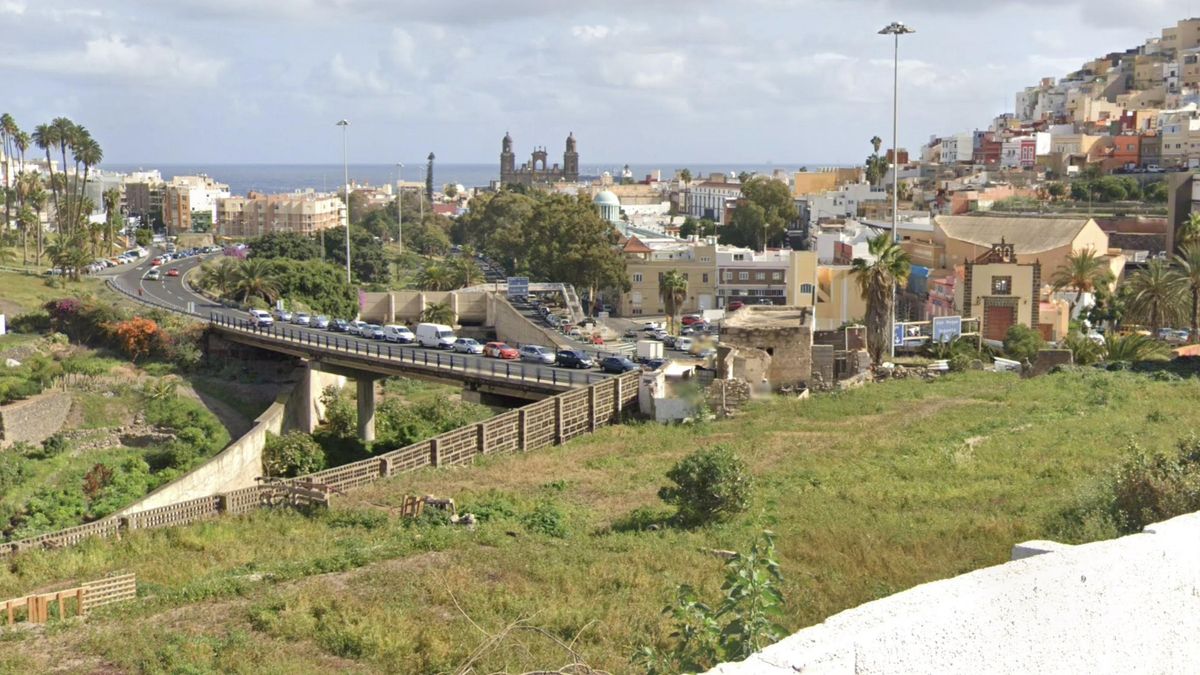 Herido un hombre al volcar el quad con el que circulaba por el barranco de Guiniguada