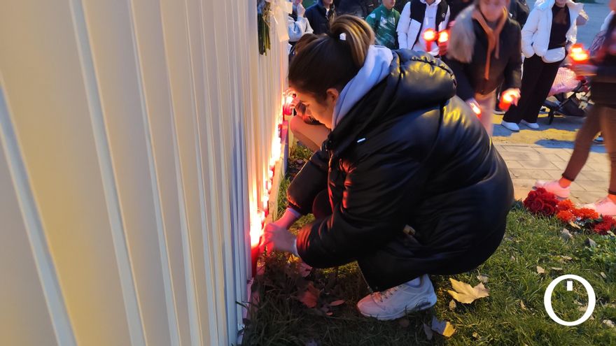 El alcalde traslada el pésame por la muerte del joven apuñalado: "Un sin sentido absoluto"