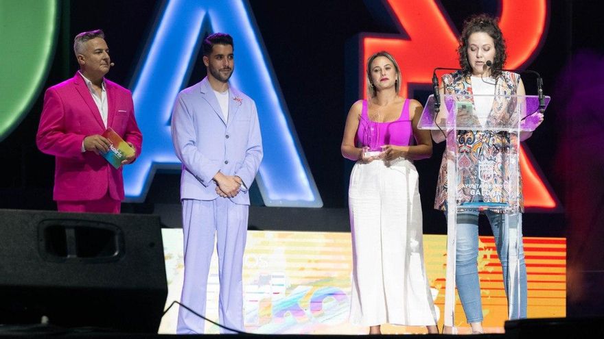 Informe Trópico gana el Premio Arkoiris 2023 por su episodio 'Mujer y Lesbiana'