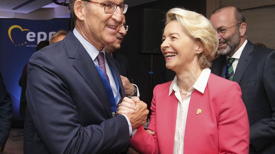 Alberto Núñez Feijóo junto a Ursula von der Leyen en una reunión del Partido Popular Europeo.