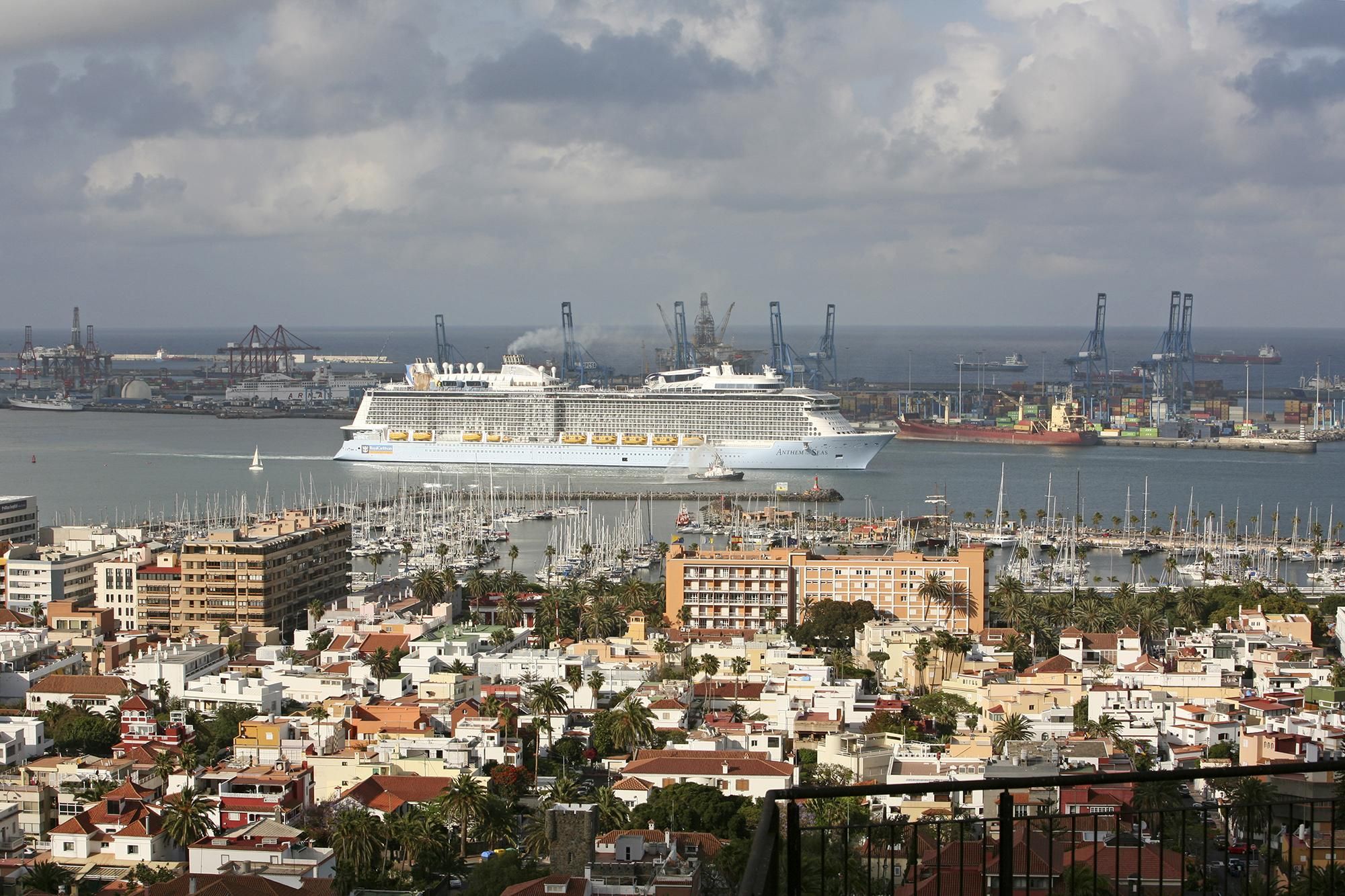 El Puerto de La Luz y de Las Palmas recibe al crucero 'Anthem of The Seas'. Foto: Alejandro Ramos