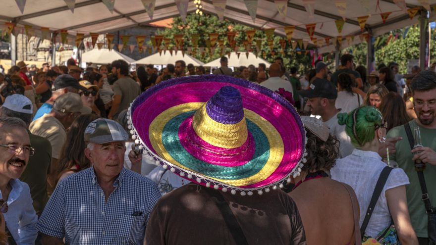 Tacos y mariachis en Avión, el pueblo gallego en el que "veranean" los mexicanos