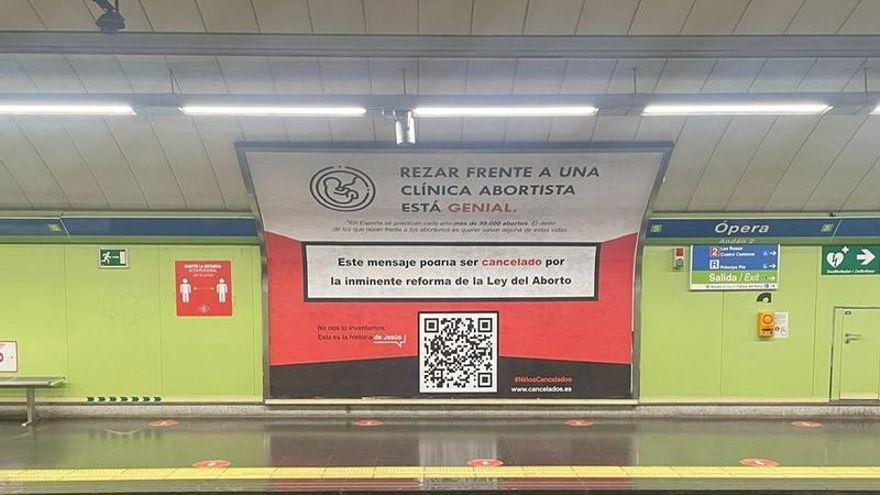 Imagen de la campaña en una estación de metro de Madrid.