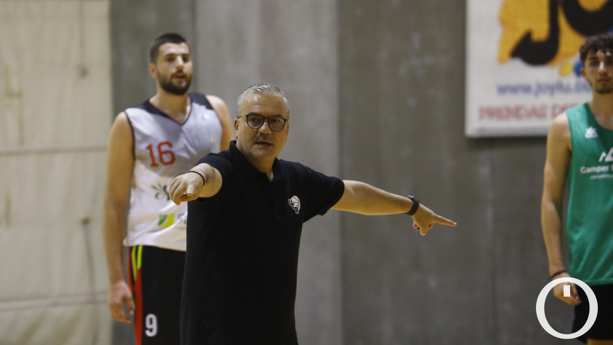 Entrenamiento UCB Baloncesto