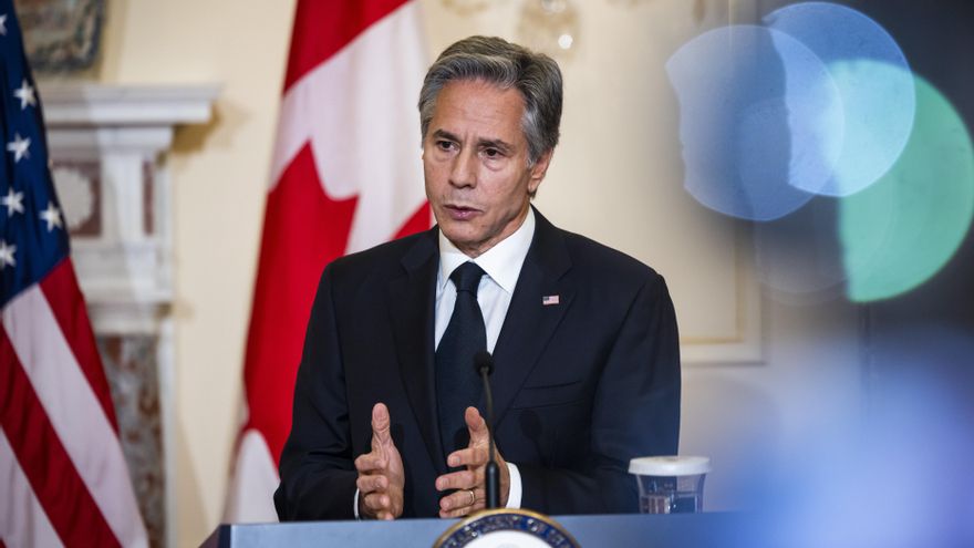 El secretario de Estado de Estados Unidos, Antony Blinken, habla en conferencia de prensa sobre la anexión de los territorios ucranianos, en la sede del Departamento de Estado, en Washington (EE.UU.), este 30 de septiembre de 2022. EFE/EPA/Jim Lo Scalzo