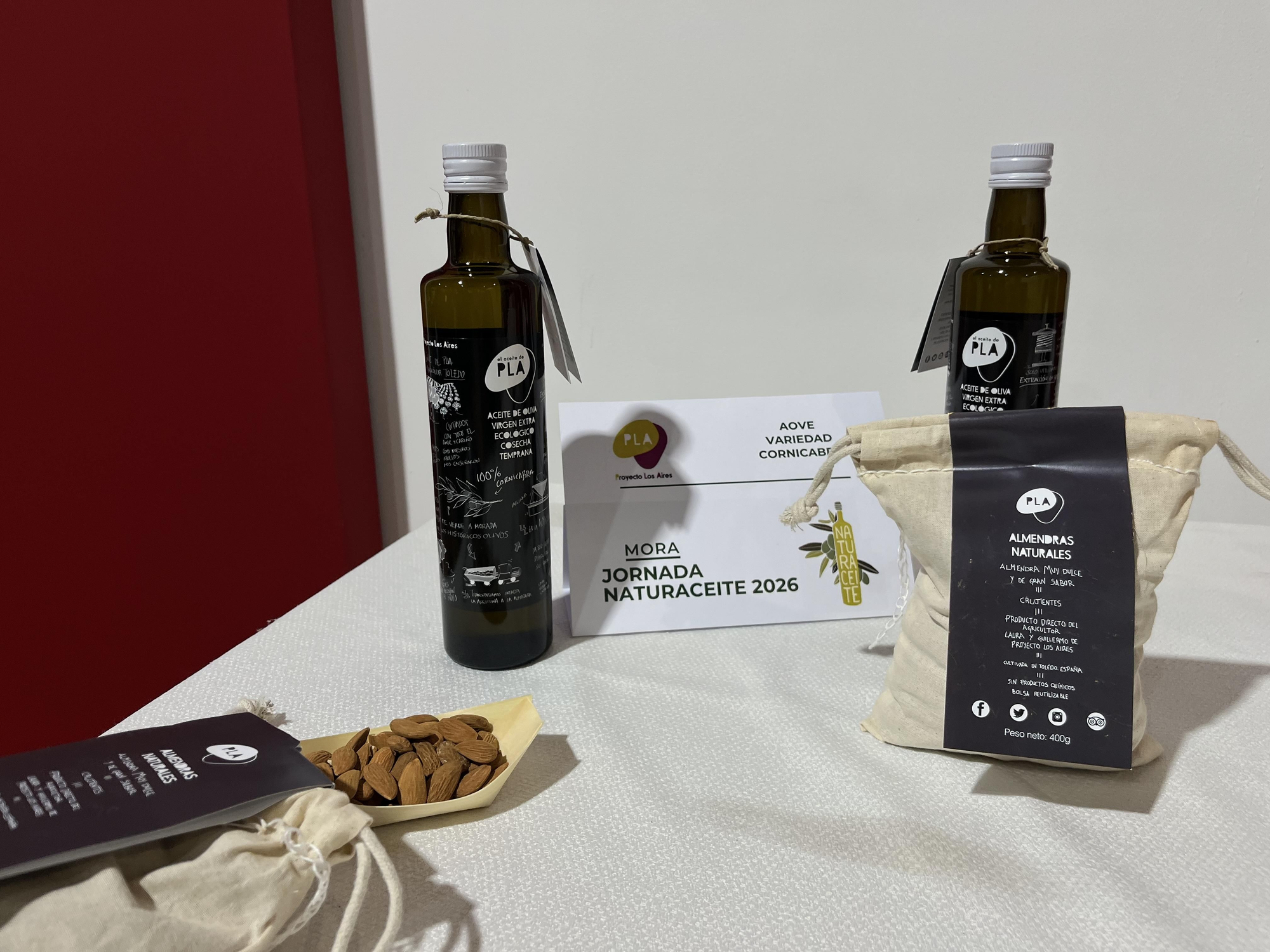 Aceite de oliva y almendras de Proyecto Los Aires