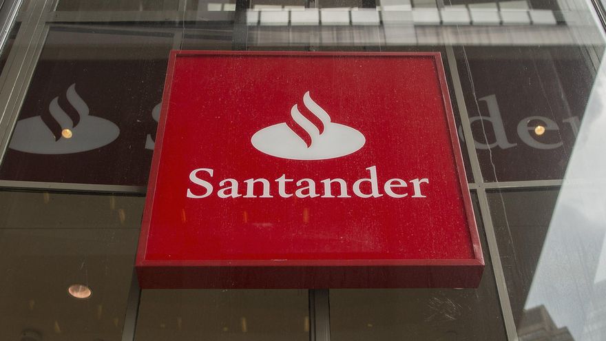 Vista de una sede del Banco Santander. EFE/CJ GUNTHER/Archivo