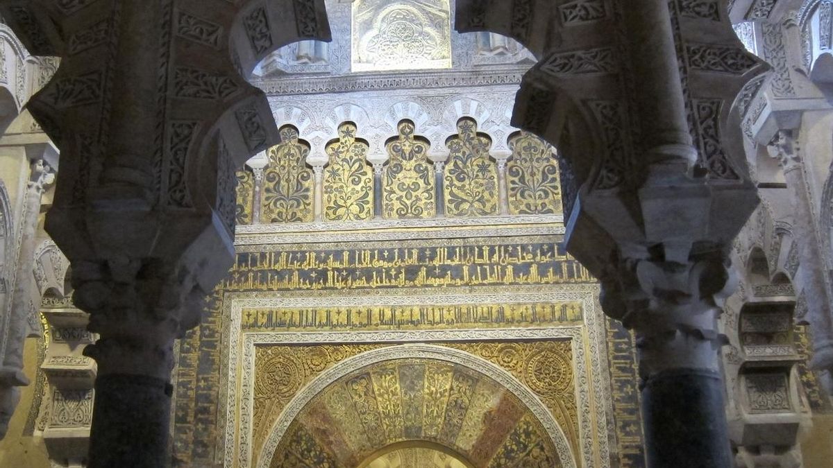 Susana Díaz insiste en que la Mezquita debe ser de titularidad pública y gestionada por la Iglesia