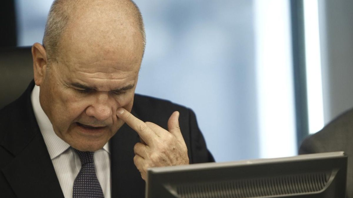 El Supremo remite al Congreso y al Senado el auto en el que Alaya "preimputa" a Chaves, Griñán y Viera