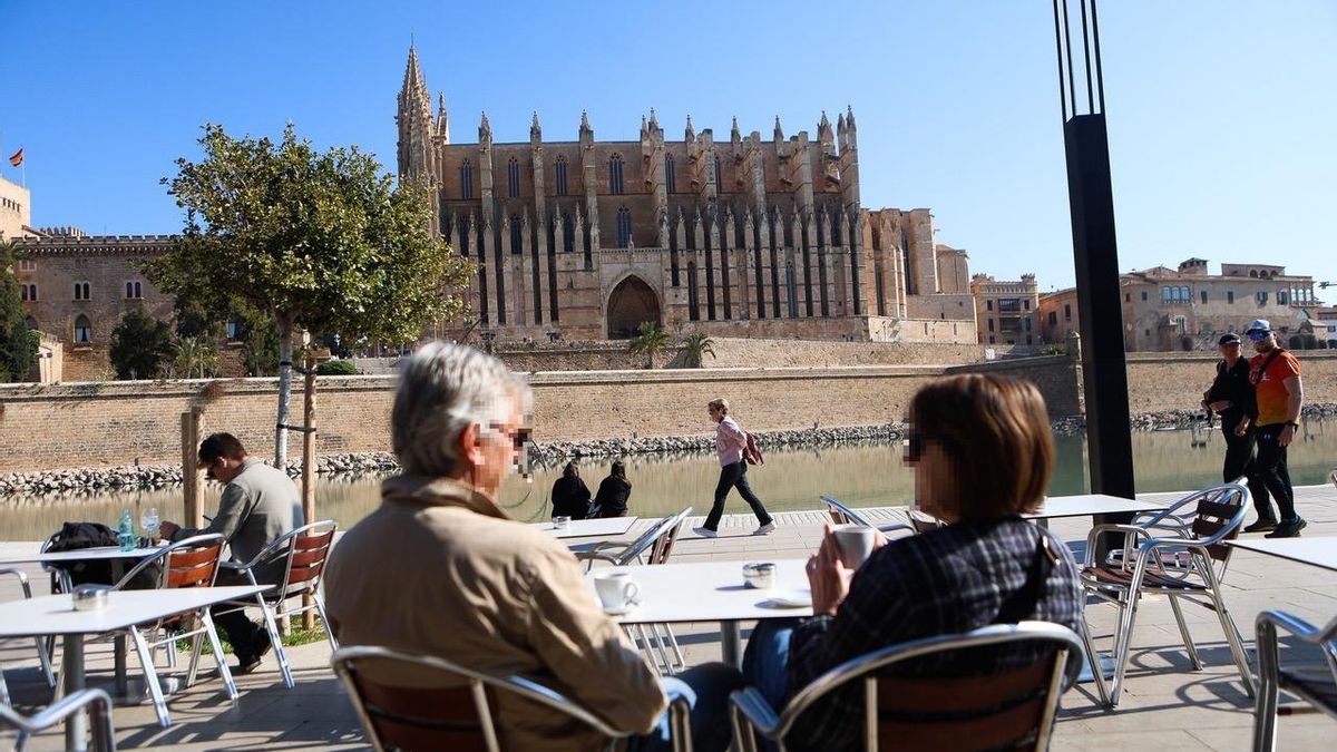 El bar mejor ubicado de Mallorca: 3 euros por un café y dos años sin pagar el alquiler público