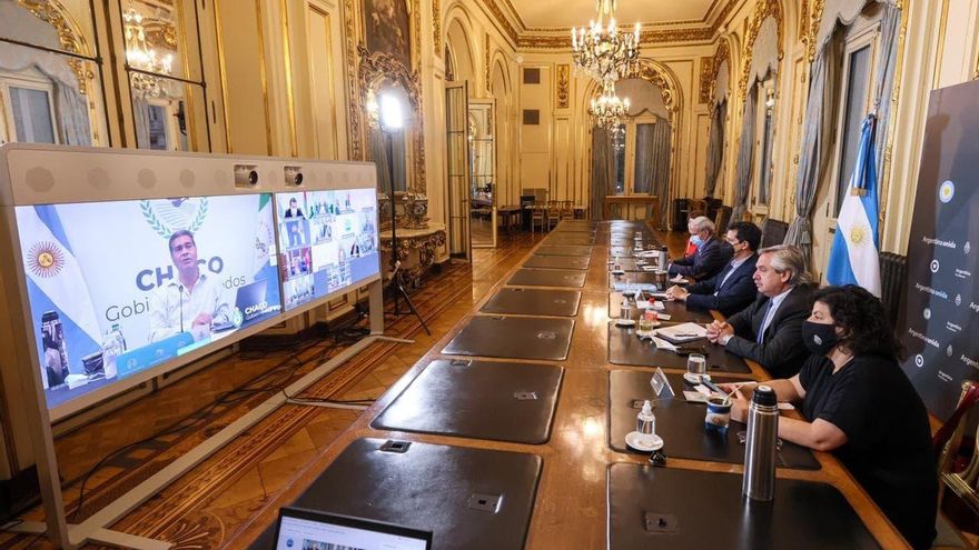 Ante doce gobernadores, el Presidente sostuvo que la premisa "es bajar la cantidad de contagios"