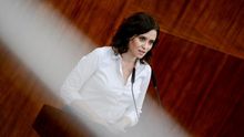 Isabel Díaz Ayuso en la tribuna durante su sesión de investidura. / PP