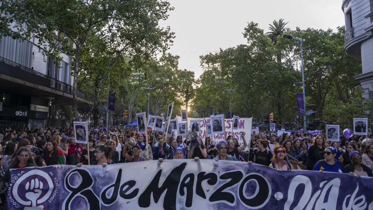 La persistencia de la violencia: mujeres y derechos humanos en la vida cotidiana
