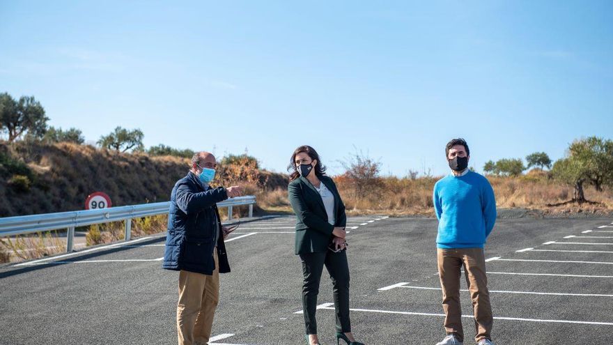 El Gobierno finaliza el nuevo aparcamiento para mejorar la seguridad en el acceso a La Barranca