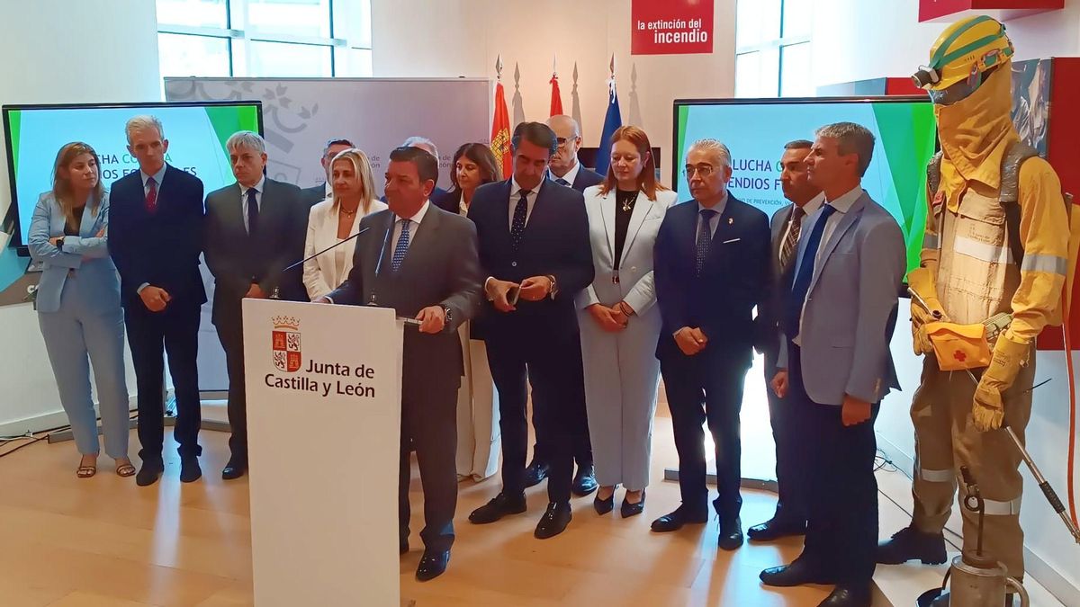 La campaña de incendios en Castilla y León arrancará con 5.001 efectivos, uno de cada cinco todavía privados