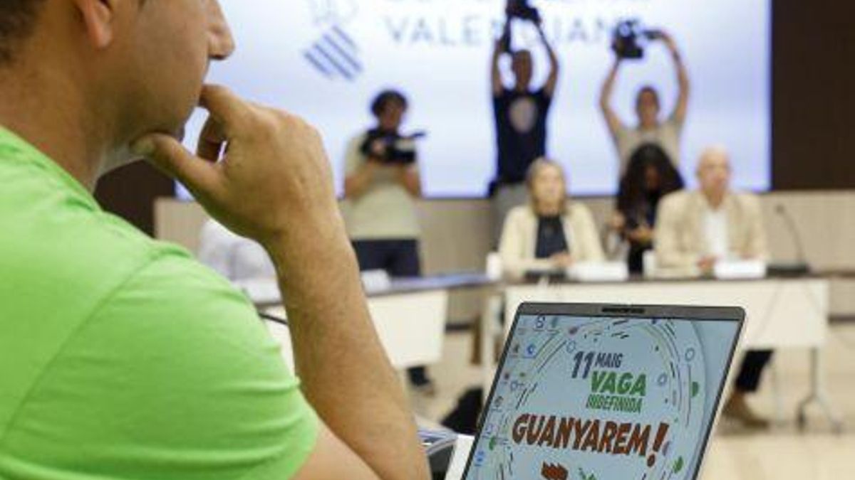 Sindicatos y Conselleria de Educación, sentados en una nueva mesa de negociación.