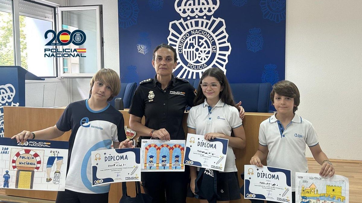 La Policía Nacional en Córdoba celebra el acto de entrega de premios y diplomas a los escolares