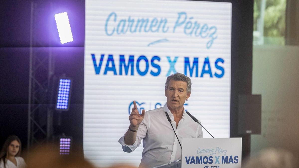 Feijóo dice que Canarias tiene que ser "la mejor imagen" de España y promete financiación y una política migratoria "firme"