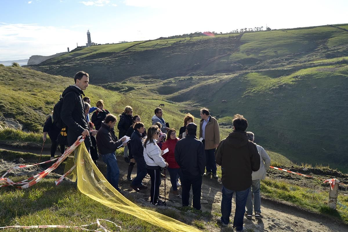 Movilizaciones ciudadanas contra la senda costera de Santander.