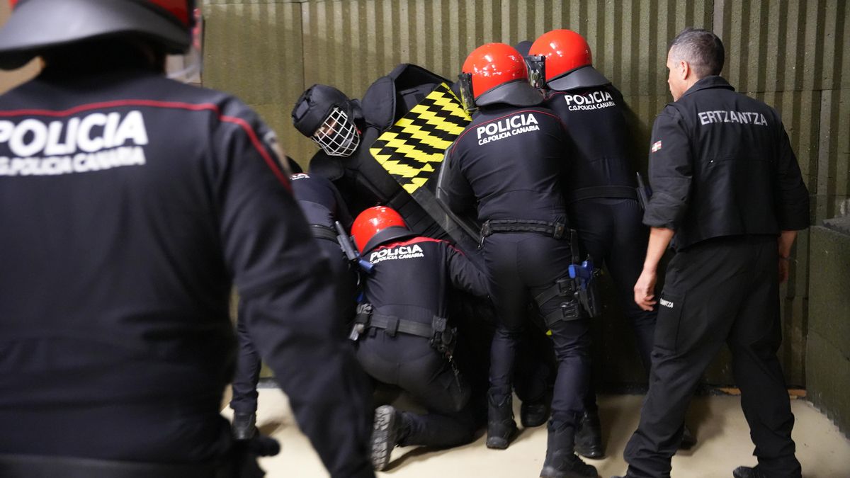 Formación en Vitoria a agentes del Cuerpo General de la Policía Canaria