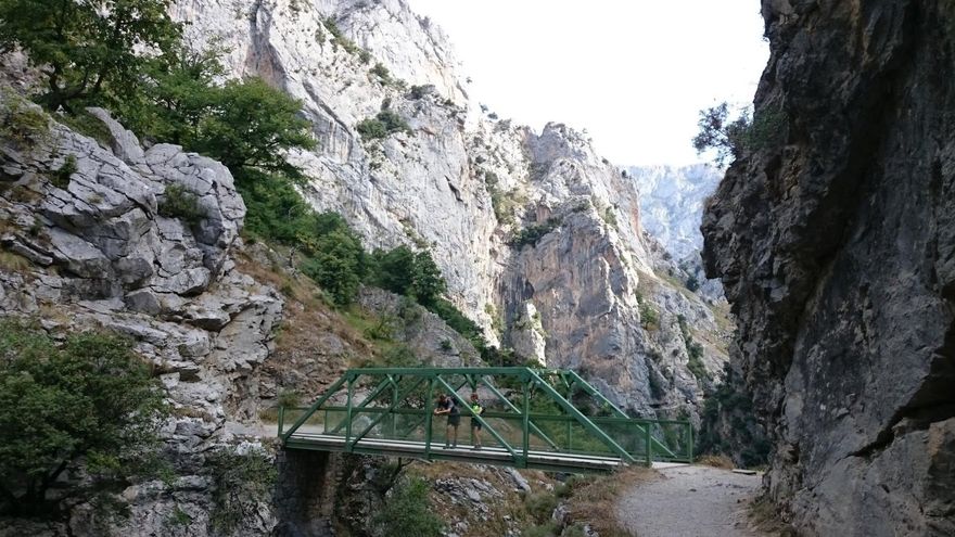 Los Picos de Europa en León 'reabren' tras los incendios: el refugio de Collado Jermoso y gran parte de la Ruta del Cares