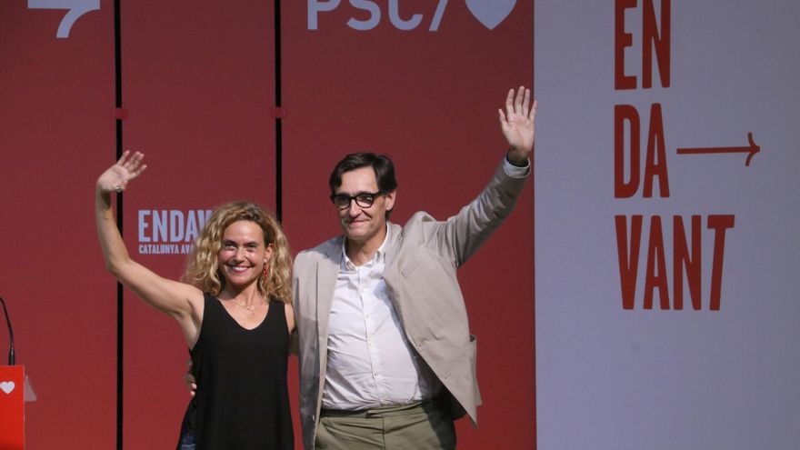 El PSC arrasa en Catalunya y el independentismo se desploma pero tiene la llave de la investidura de Sánchez
