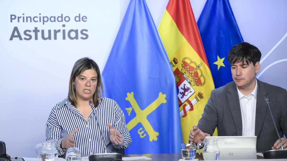 Gimena Llamedo y Borja Sánchez durante la rueda de prensa celebrada este lunes en Oviedo.