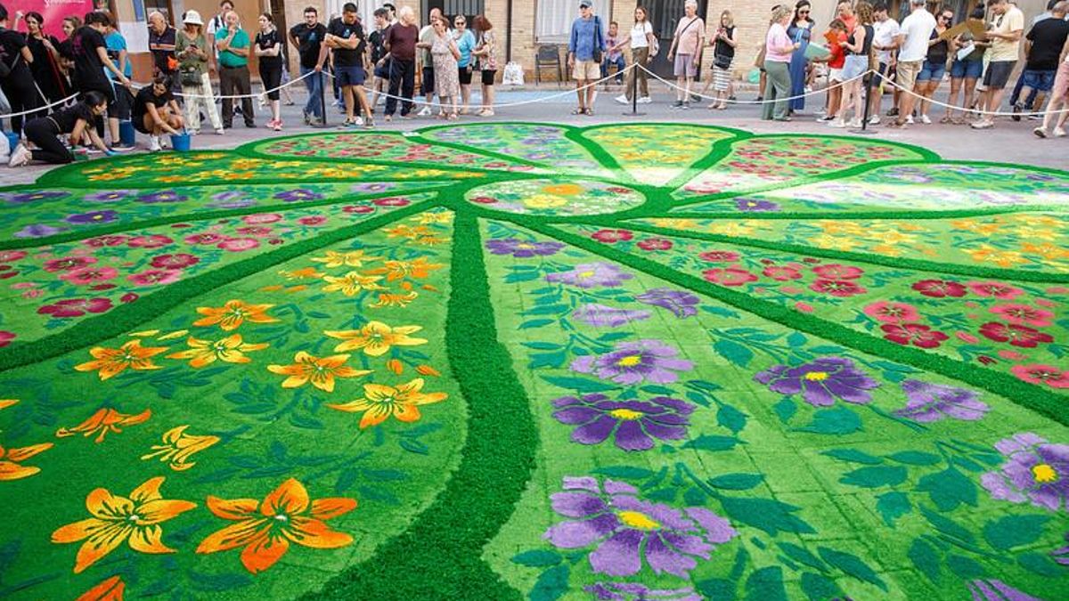 Una alfombra de Serrín en Elche de la Sierra (Albacete)