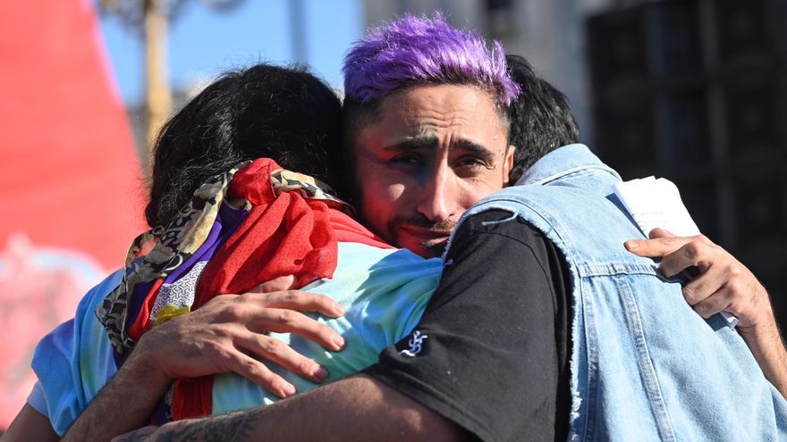 De los "portadores del mal" a una cuestión de Estado, el VIH en la democracia