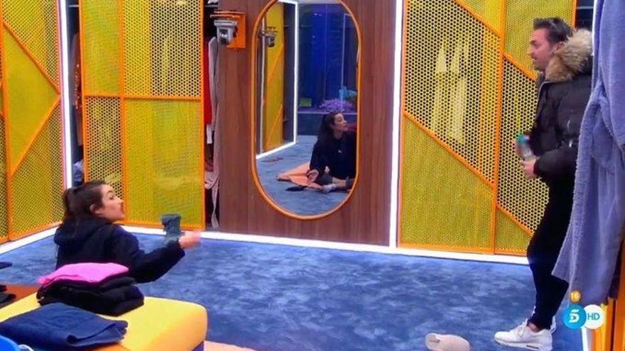 Adara y Hugo discuten en la casa