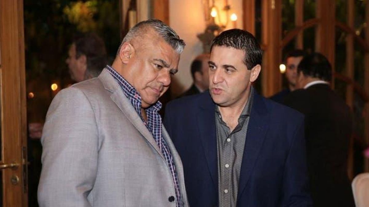 Claudio Tapia y Pablo Toviggino, presidente y tesorero de la AFA, respectivamente, blanco frecuente de los dardos del Gobierno Nacional.