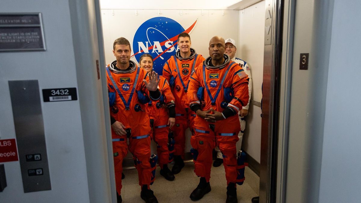 Los astronautas de Artemisa II en una de las pruebas.