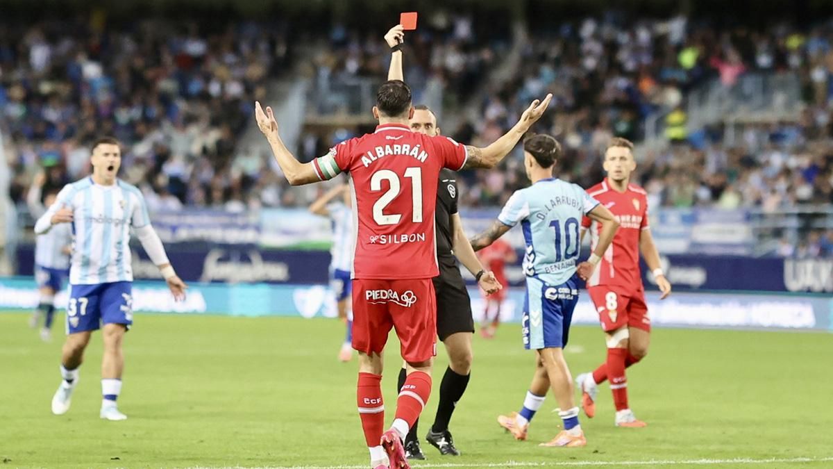 El Comité de Árbitros reconoce que la roja de Albarrán "no debió ser mostrada"