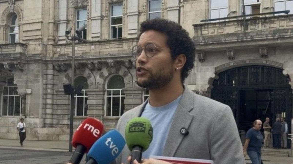 IU presenta un requerimiento formal para exigir la reapertura de paso a la circulación por el arco de Faro Santander