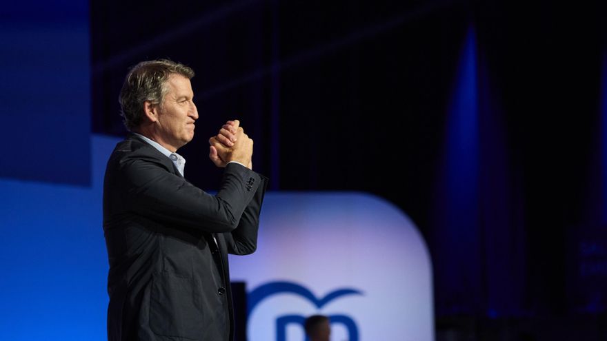 El presidente del PP, Alberto Núñez Feijóo, durante la segunda jornada del XXI Congreso Nacional del Partido Popular, a 6 de julio de 2025, en Madrid (España).