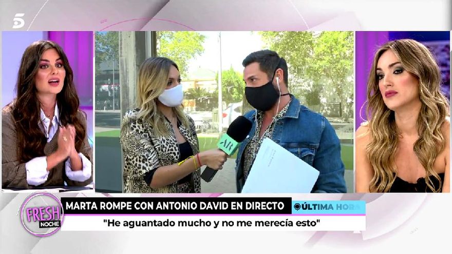 Alexia Rivas ante Marta Riesco en 'Ya son las ocho'