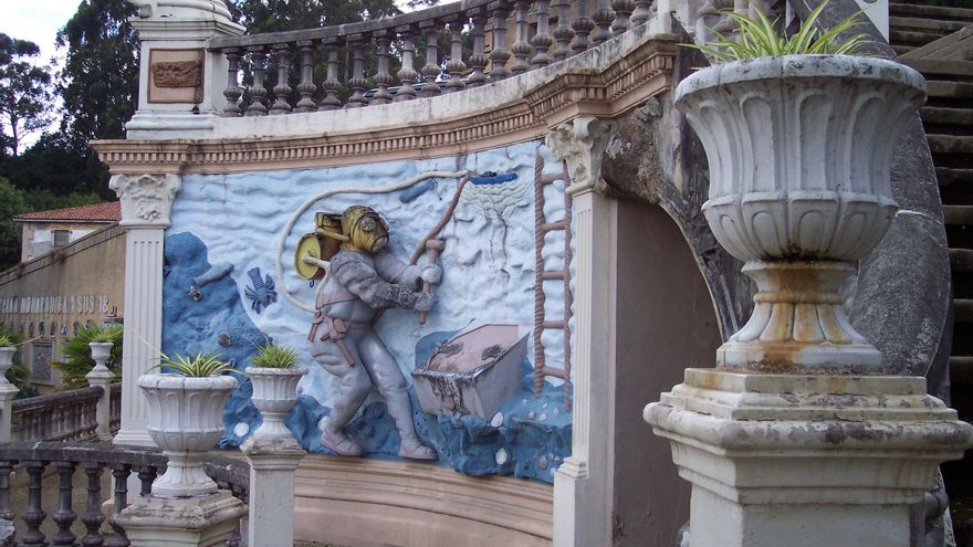 Dioses, dinosaurios y el árbol genealógico del capital: O Pasatempo, el excéntrico parque olvidado hasta la ruina en Galicia