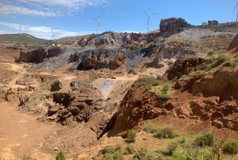 Restos mineros en Setiles (Guadalajara) que hoy forman parte de una ruta de senderos