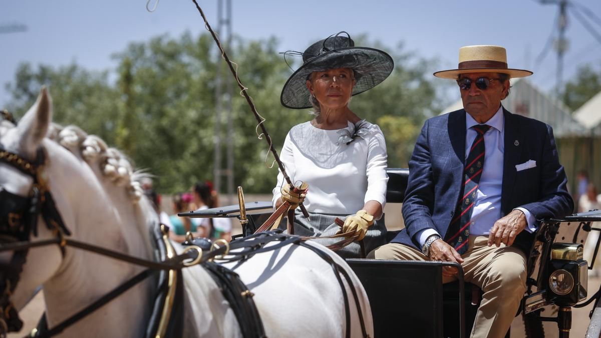 XI Exhibición de carruajes de tradición y llegada del estandarte de la Virgen de la Salud