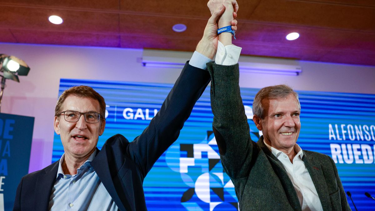 El líder del PP, Alberto Núñez Feijóo (izda), y el presidente electo gallego, Alfonso Rueda.