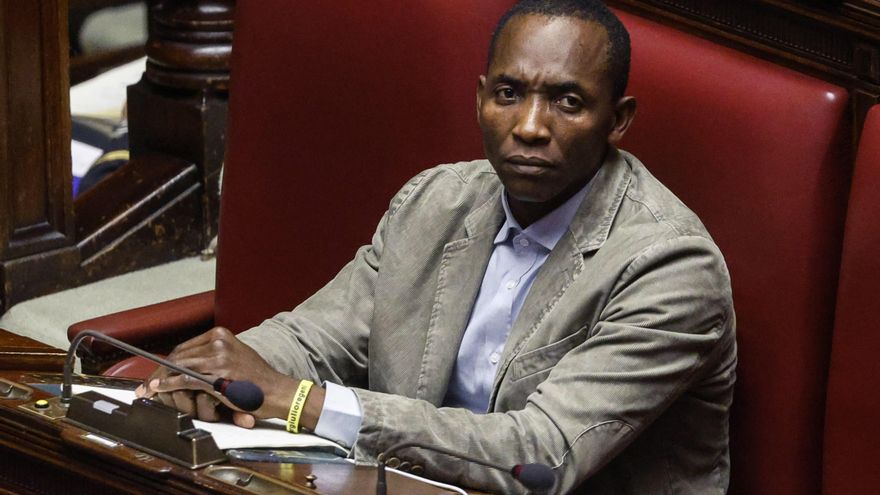 Detenidas la esposa y la suegra de diputado símbolo de jornaleros por explotar a migrantes