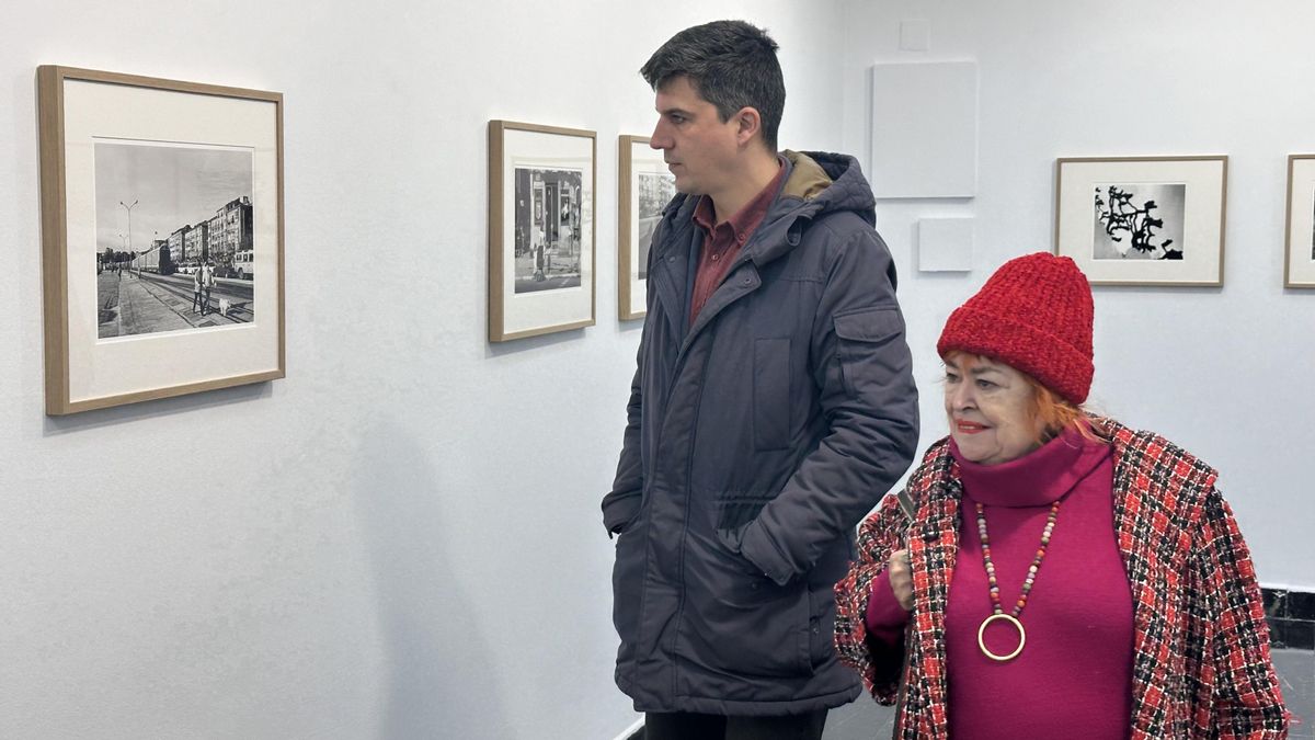 El portavoz del PSOE de Santander, Daniel Fernández, y la concejala Rosa Pereda