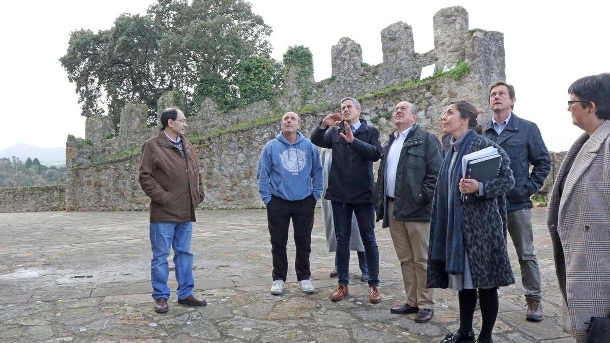 Las obras del castillo de San Vicente de la Barquera acabarán antes de Semana Santa